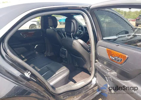 2018 Lincoln Continental Livery из США, поврежденный, VIN 1LN6L9HK3J5609689